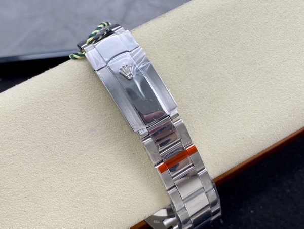 激安ロレックス着用イメージ